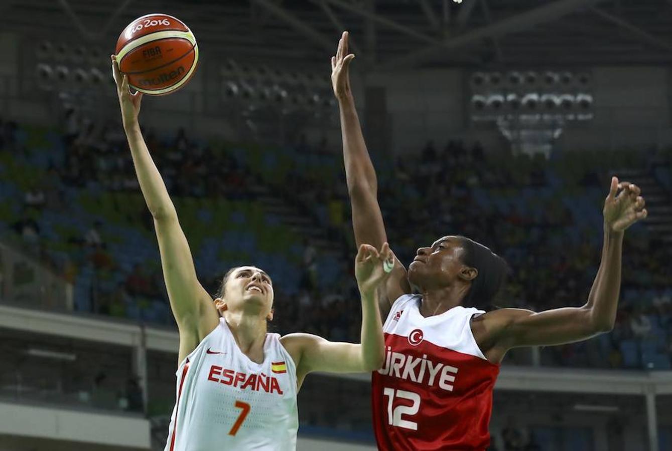 La selección femenina de baloncesto vence a Turquía