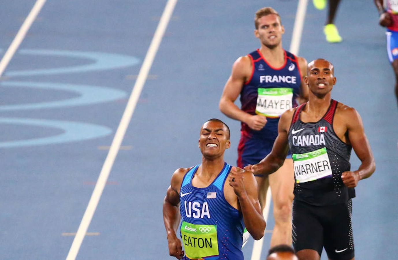 El estadounidense Ashton Eaton conserva la medalla dorada de decatlon