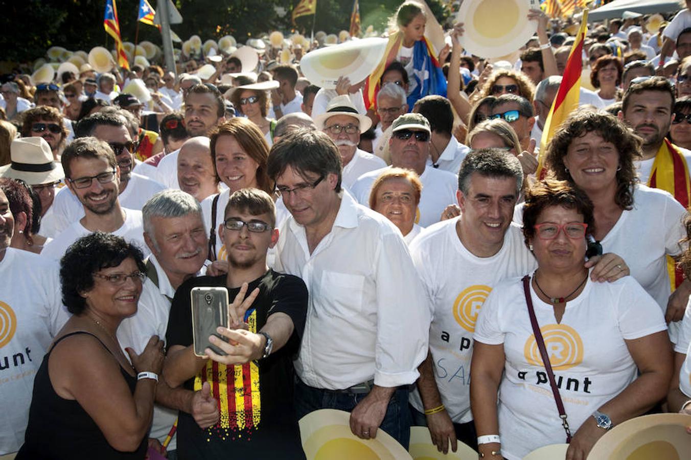 Manifestación independentista en cinco localidades de Cataluña