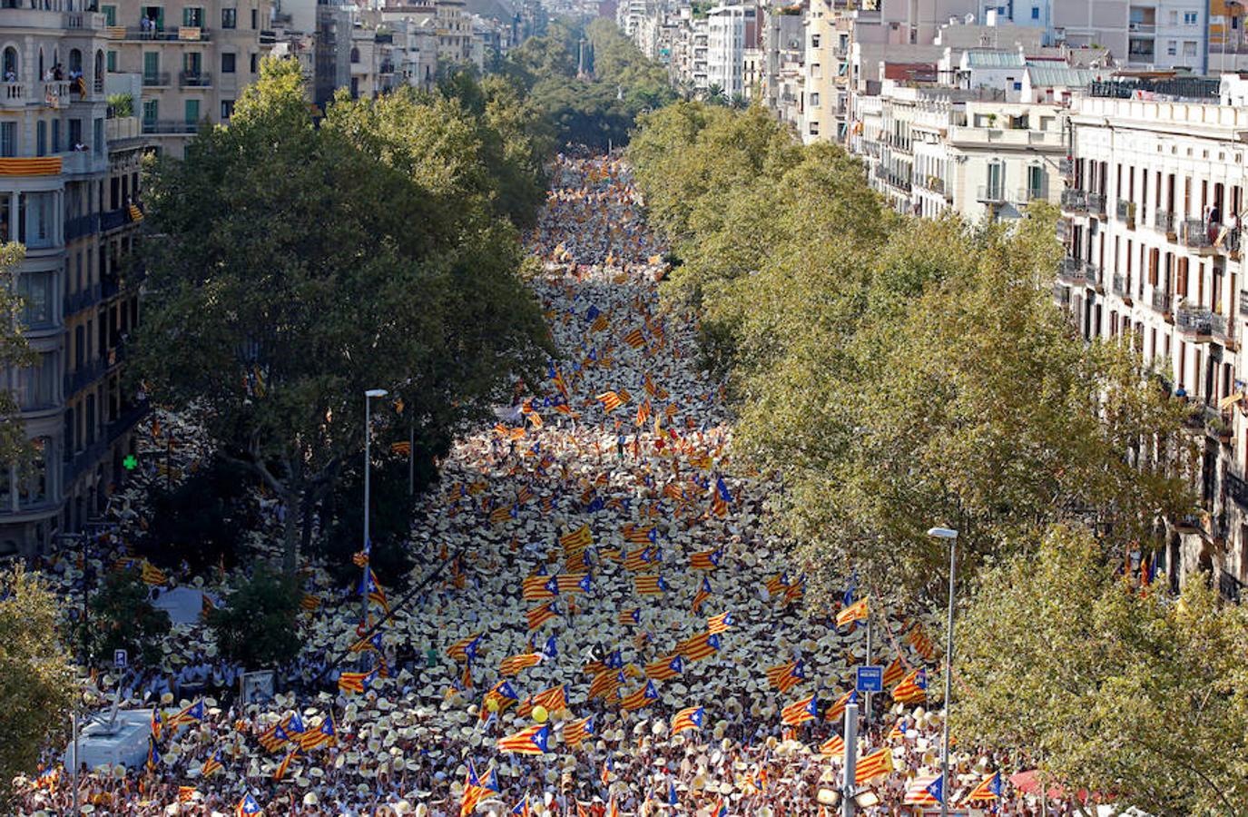 Manifestación independentista en cinco localidades de Cataluña