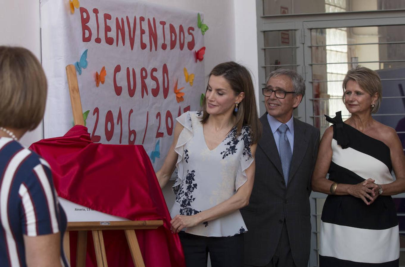 Doña Letizia, en una de sus imágenes más recientesd, este mismo martes, durante la inauguración del nuevo curso escolar en Almería.