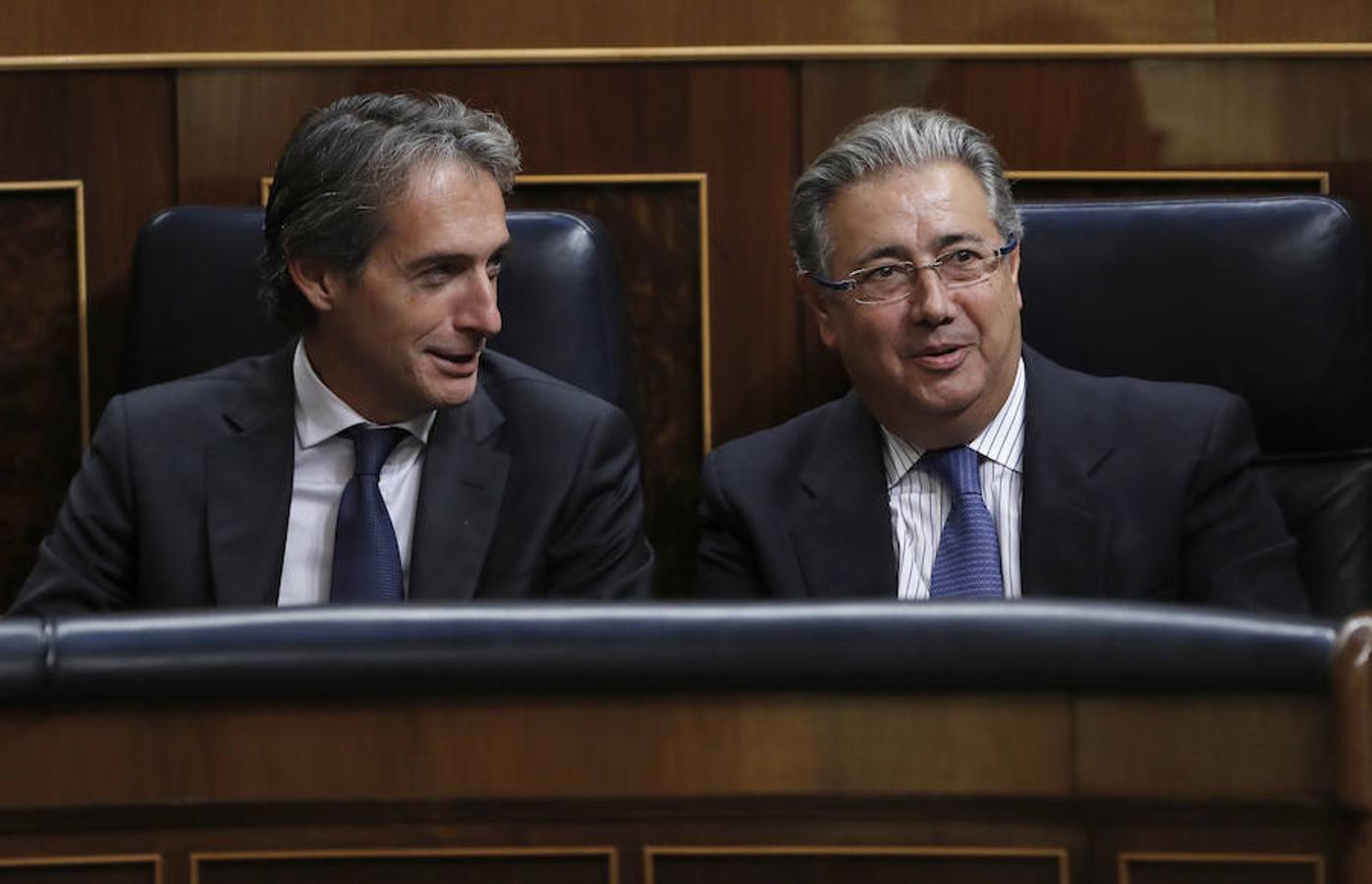 Los ministros Íñigo de la Serna y Juan Ignacio Zoido.