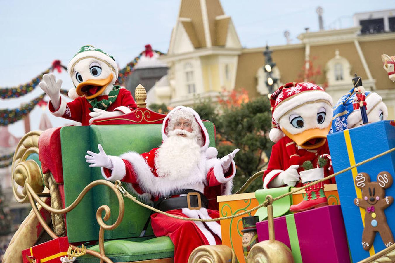 La Navidad llega a Disneyland