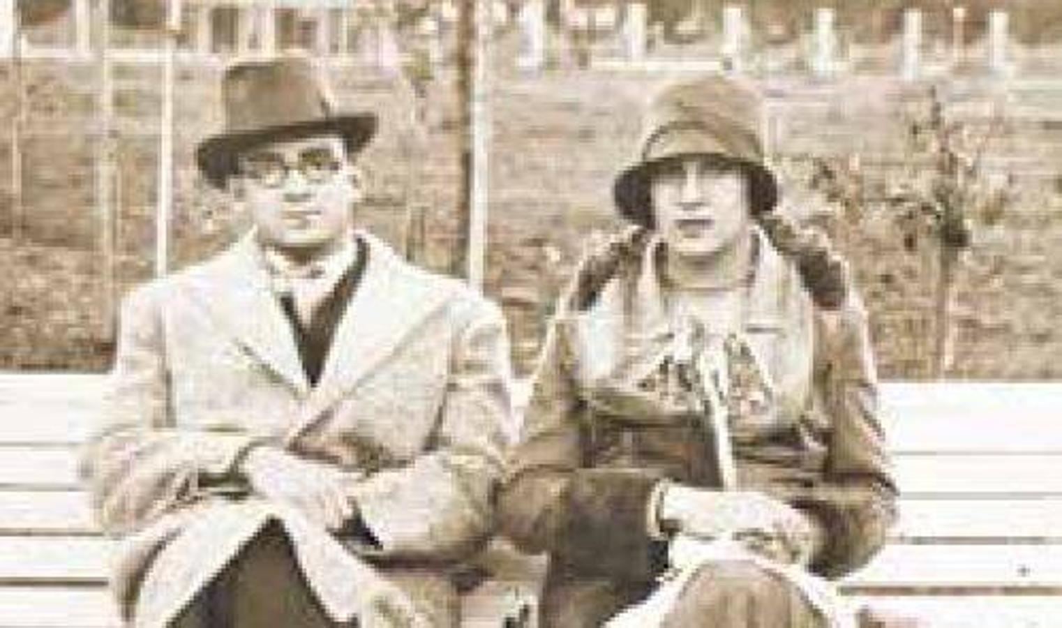 El matrimonio Ernesto Guevara Lynch y Celia de la Serna en Rosario, Argentina, en 1928.