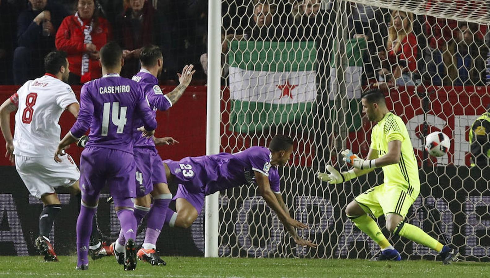 El Sevilla-Real Madrid, en imágenes