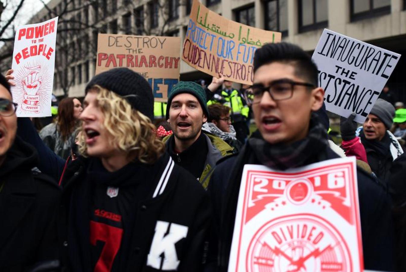 Los detractores de Trump salen a la calle