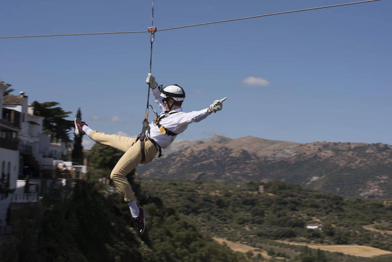 En junio de 2015 participó en la VI Land Rover Discovery Challenge, dejando esta imagen llena de energía practicando rapel.