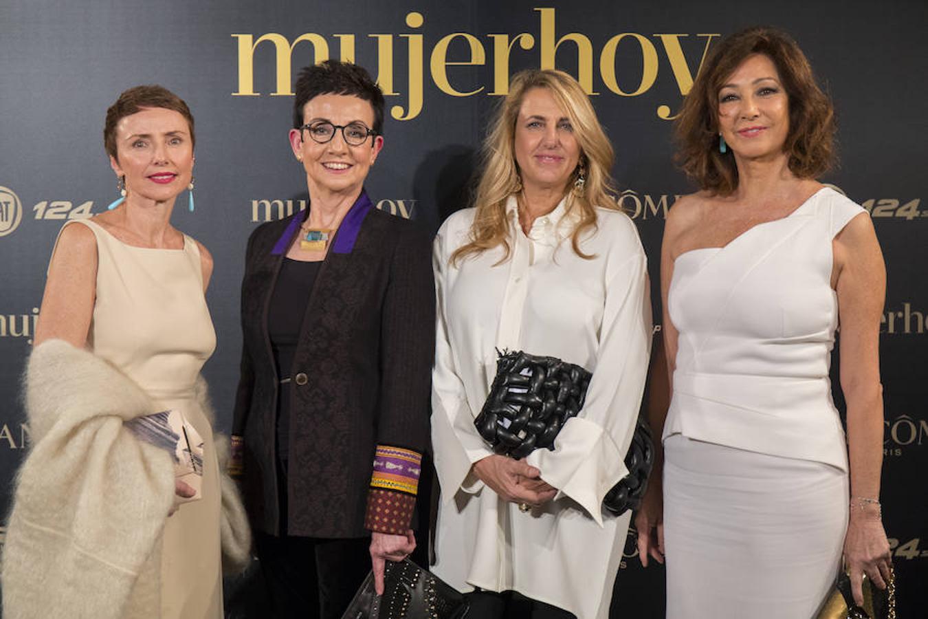 Las cuatro galardonadas en la octava edición de los premios Mujerhoy.