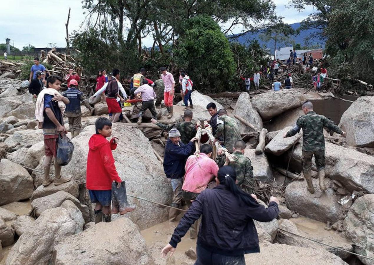 El desbordamiento de un río deja más de 150 muertos en Colombia