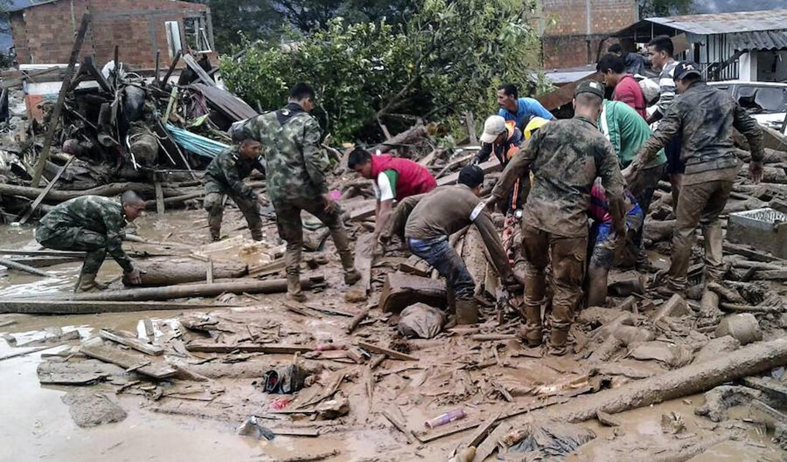 El desbordamiento de un río deja más de 150 muertos en Colombia