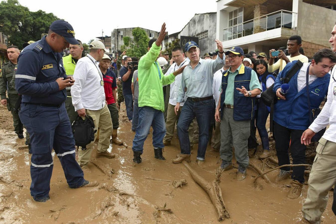 El desbordamiento de un río deja más de 150 muertos en Colombia