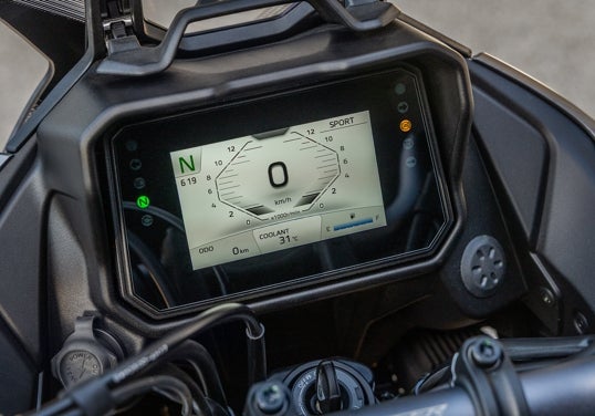 Prueba Yamaha Tracer 7 Y-AMT 2026
