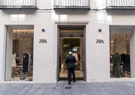 Inditex comienza a cobrar por las devoluciones 'online'