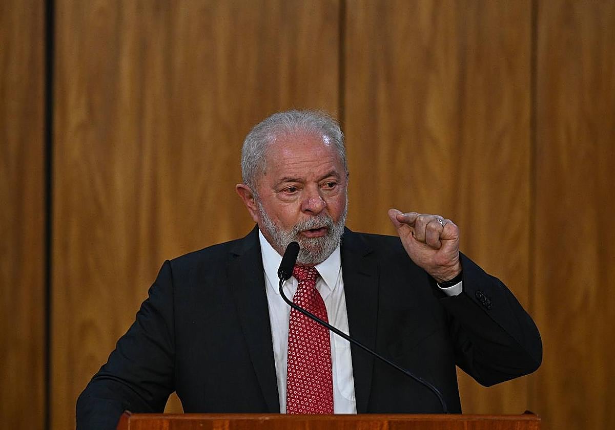 El presidente brasileño, Luiz Inácio Lula da Silva, este lunes en una rueda de prensa en el Palacio de Planalto