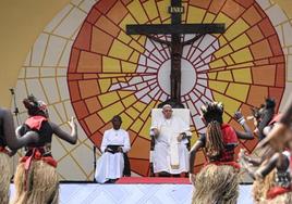 El Papa, durante la misa en Kinsasa