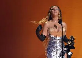 Beyoncé, tras recibir el Grammy al mejor álbum de electrónica.