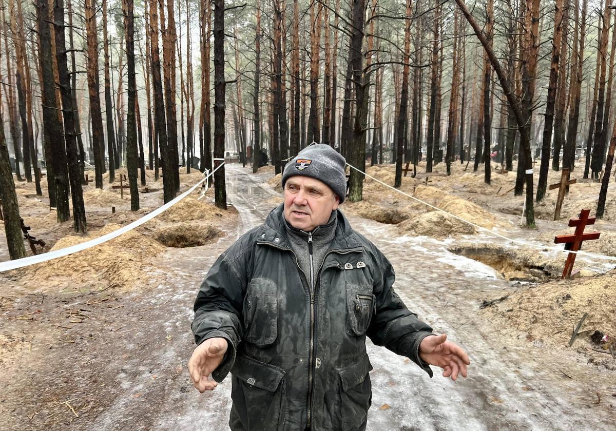 Grigori Moroz visita la zona de las tumbas porque allí descansan muchos familiares.