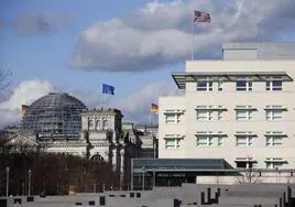 Vista exterior de la Embajada de EE UU en Berlín.