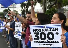 Manifestantes durante una protesta contra el Gobierno del presidente de Nicaragua, Daniel Ortega, en 2018