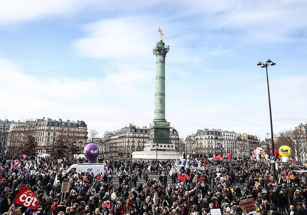 Movilizaciones contra la reforma de las pensiones en París el pasado febrero