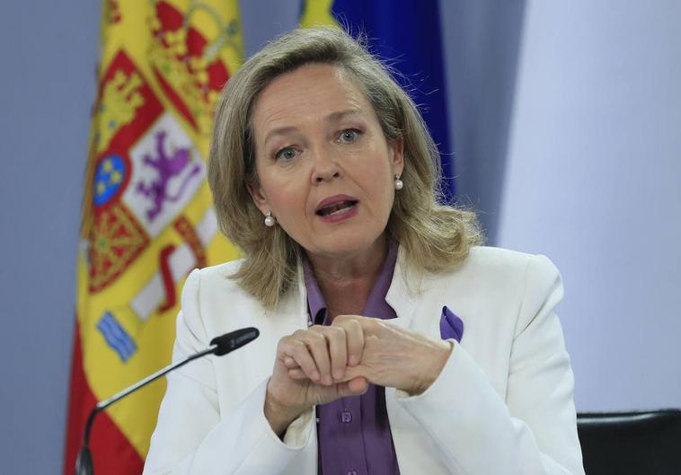 La vicepresidenta Nadia Calviño, este martes durante la rueda de prensa tras el Consejo de Ministros.