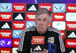 Carlo Ancelotti, durante la rueda de prensa.