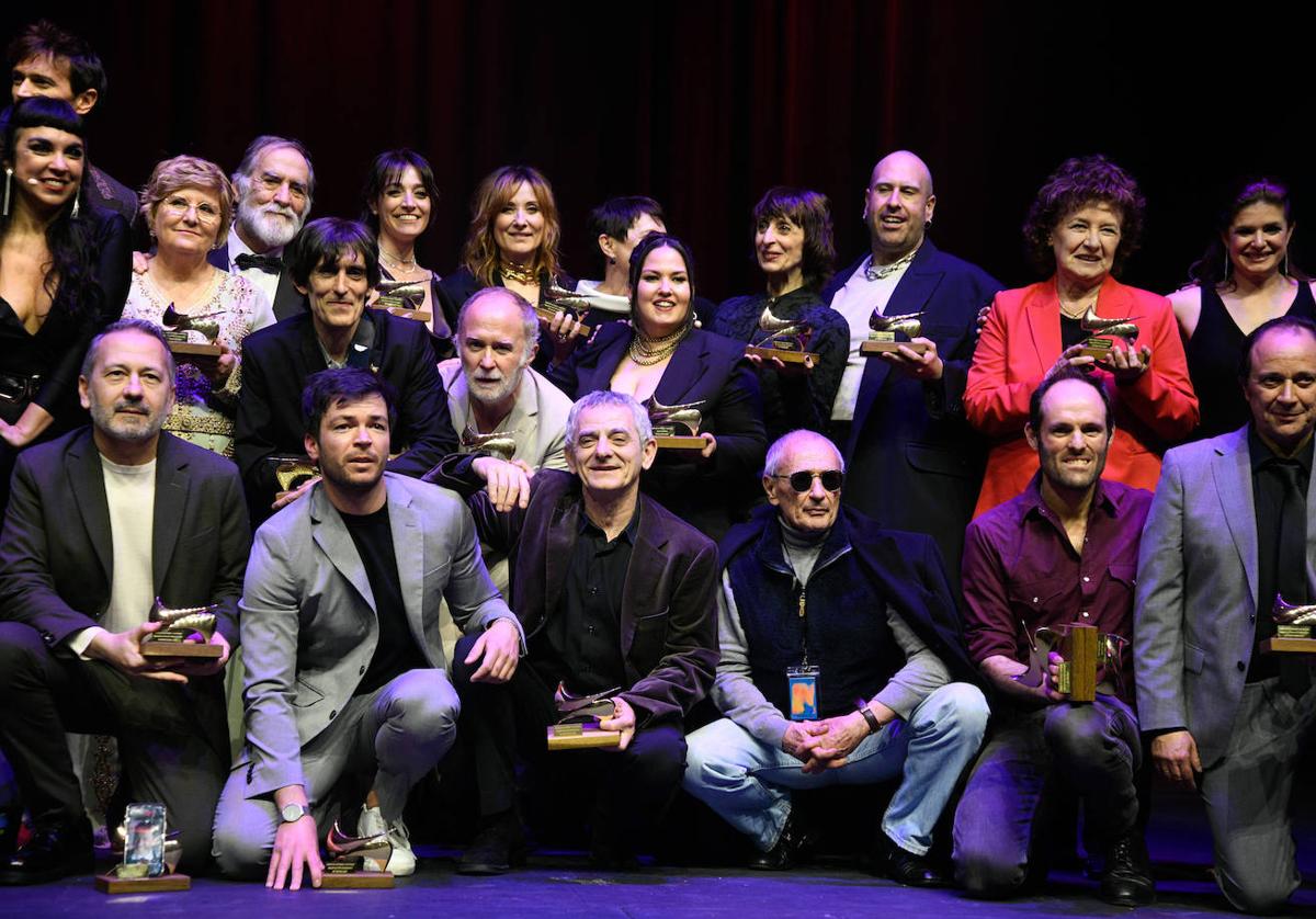 'As bestas', 'Cinco Lobitos', Bardem y Ana de Armas, triunfadores en los premios de los actores