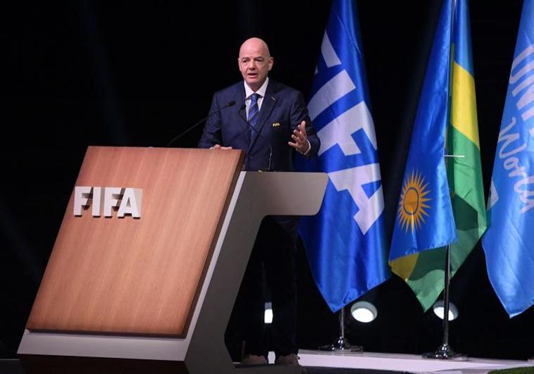 Infantino, reelegido como presidente de la FIFA hasta 2027
