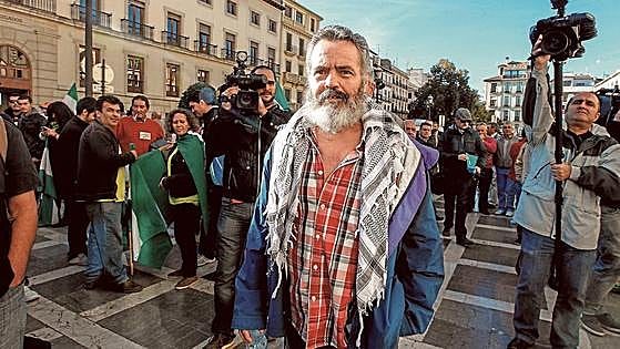 Sánchez Gordillo, el alcalde que entregaba casas por 15 euros y saqueó supermercados