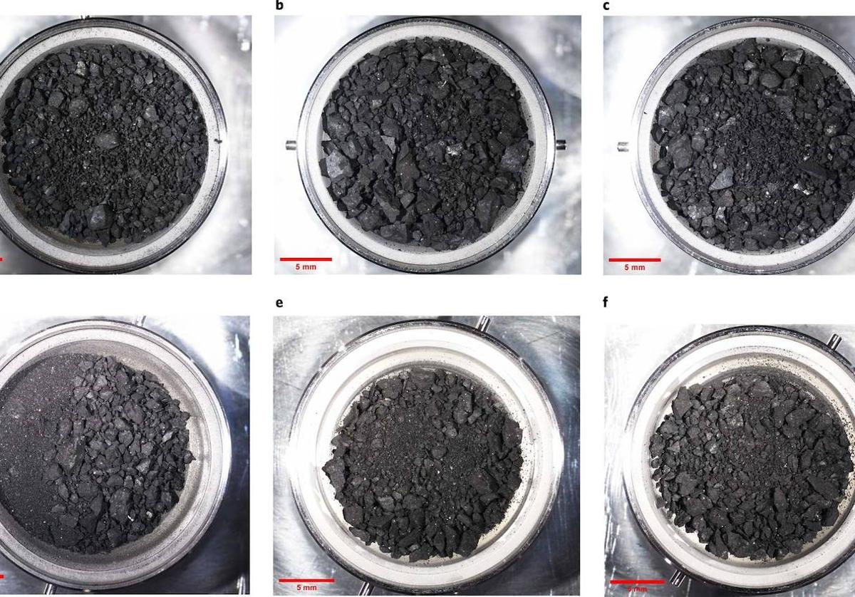 Muestras de Ryugu traídas a la Tierra por la nave Hayabusa2.
