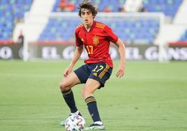 Bryan Gil, durante un partido de la selección española.