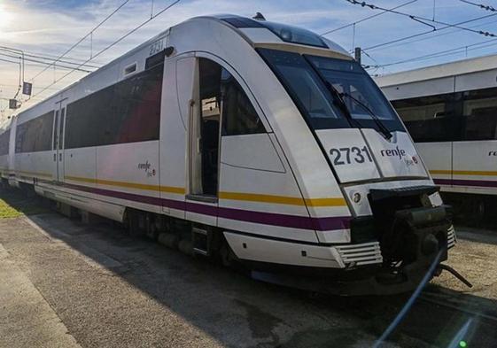 Un tren de la serie 2.700, idéntico al modelo que ha servido para la aplicación del método comparativo.