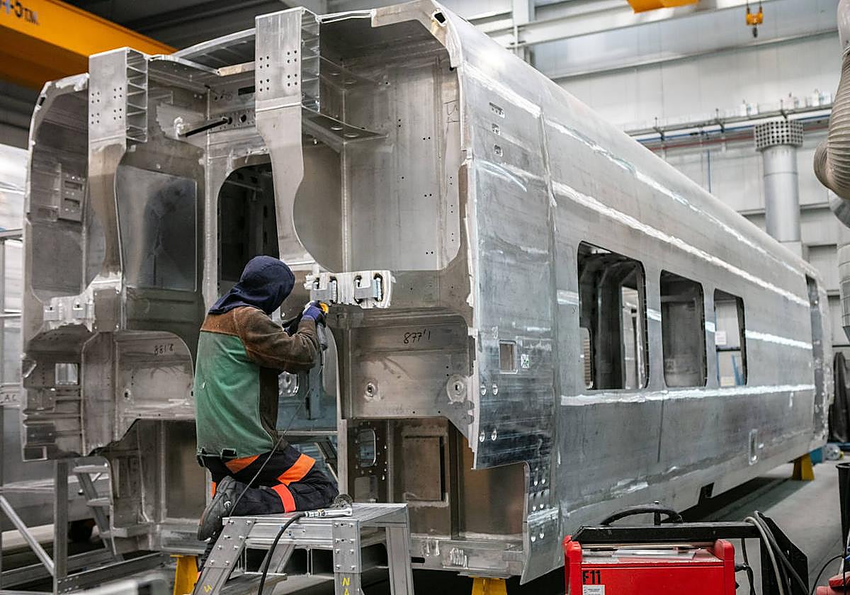 La UE trata de concretar el plan para impulsar la industria frente a las ayudas de EE UU