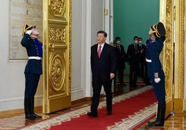 Xi Jinping, a su llegada el pasado martes al Kremlin para la cumbre con Vladímir Putin sobre el plan de paz chino.