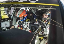 Deportivamente, el joven asturiano de 22 años ha demostrado una rápida adaptación al Citroën C3 Rally2 que ha pilotado por primera vez en Córdoba