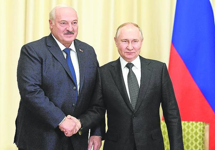 Alexánder Lukashenko y Vladímir Putin en un encuentro en.