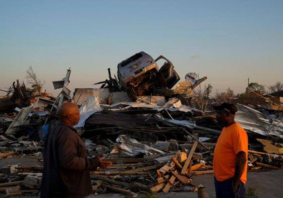 Varios tornados y violentas tormentas dejan al menos 26 muertos en Mississippi