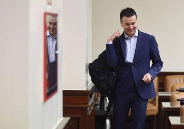 Héctor Gómez, el efímero portavoz al que el presidente resucita