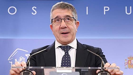 El PSOE confía en aprobar su reforma del 'sí es sí' el 20 de abril