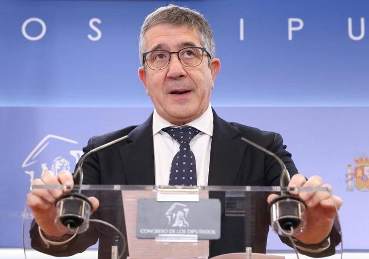 El PSOE confía en aprobar su reforma del 'sí es sí' el 20 de abril