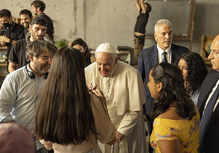 Imagen principal - Fotografías del proceso de grabación del especial.