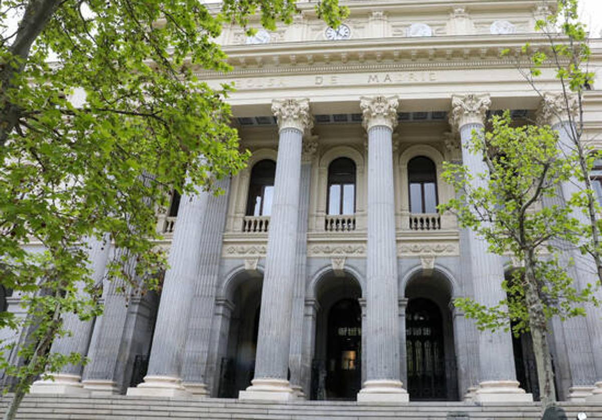 Fachada de la Bolsa de Madrid.