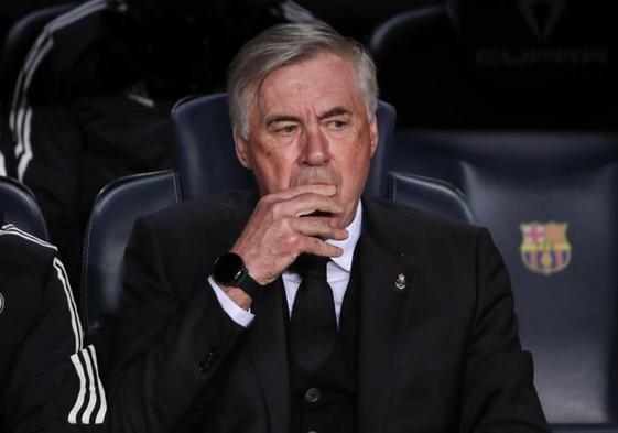 Carlo Ancelotti, durante el clásico copero en el Camp Nou.