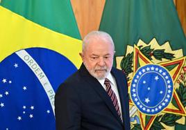 El presidente brasileño, Luiz Inacio Lula da Silva, durante una reunión ministerial para celebrar los primeros 100 días de su gobierno en el Palacio Planalto en Brasilia