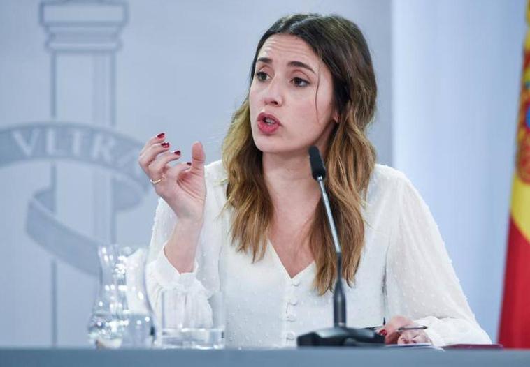 Irene Montero reprocha al PSOE «haberse alejado de la mayoría de investidura» con el 'sí es sí'