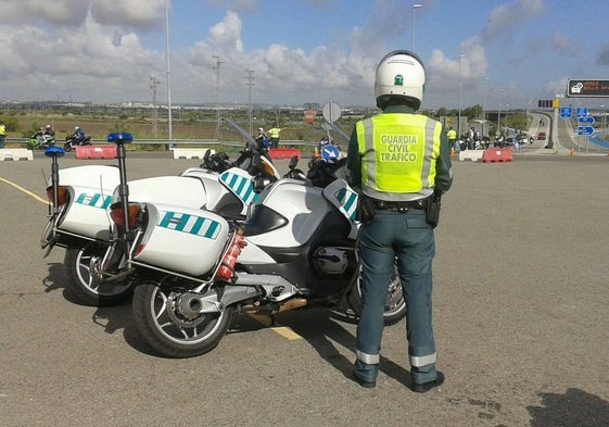 Un agente de la Guardia Civil adscrito al Destacamento de Tráfico en Navarra, como el recurrente.