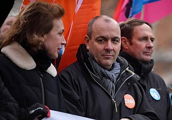 La secretaria nacional de la CFDT, Marylise Leon, y el secretario general, Laurent Berger en una de las protestas contra la reforma de las pensiones en Francia