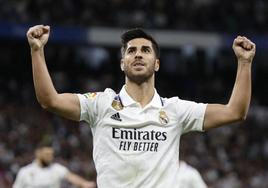 Marco Asensio celebra el primer gol del partido.