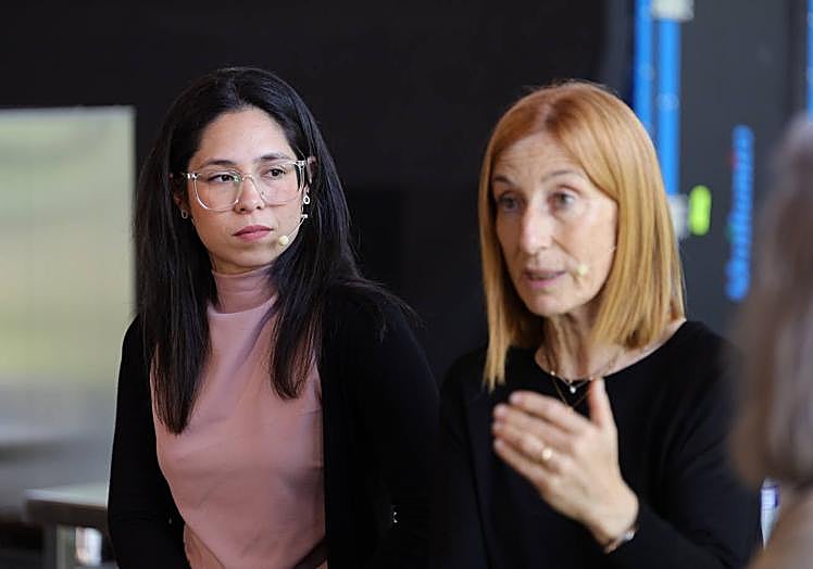 Delia Melgarejo, del restaurante Monte, y Montse Serra, de Miramar, donde un debate sobre el papel de las mujeres en la sala.