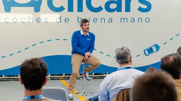 José Carlos del Valle durante la presentación de resultados